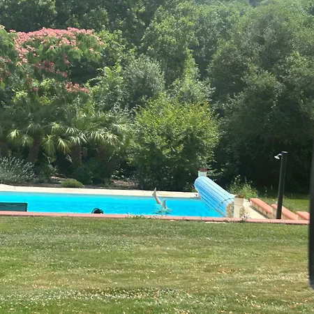 Hébergement de vacances De La Rastelle Au Coeur De La Nature Savignac-de-Duras